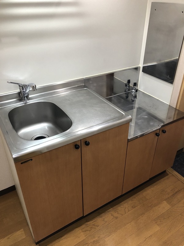 キッチン　収納多いから調理器具たくさん置ける☆