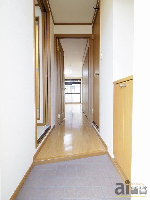 玄関　※写真同仕様※