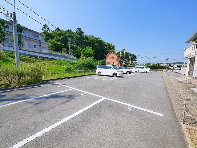 駐車場　駐車スペースもあります