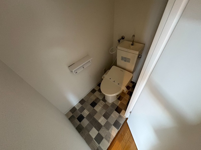 トイレ　トイレです。ウォシュレット付を探している方、おすすめです！