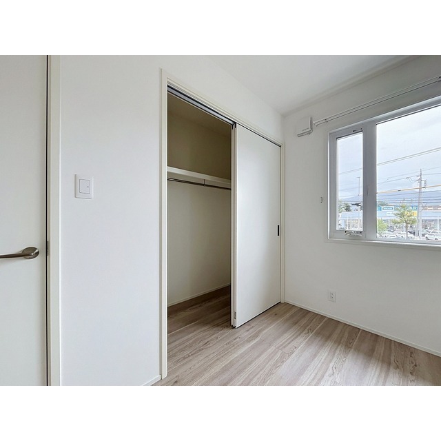 ラトゥール渚Bの内装写真