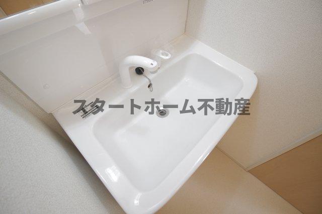 洗面設備　脱衣スペースもあります