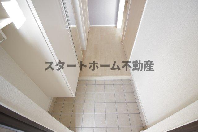 玄関　シンプルで使いやすい玄関です