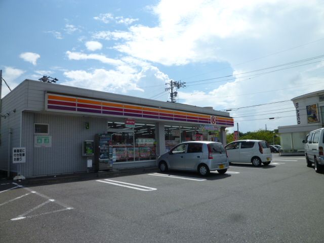 コンビニ　サークルＫ（コンビニ）まで530m