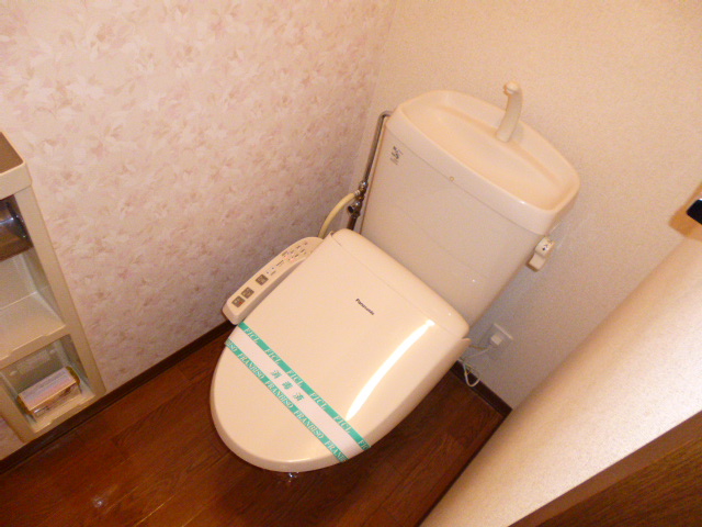 トイレ　ウォシュレット