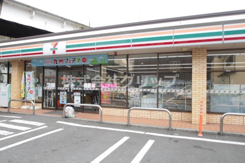 コンビニ　セブンイレブン 横浜神奈川2丁目店（コンビニ）まで380m