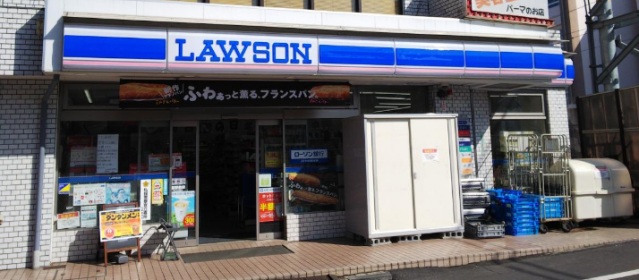 コンビニ　ローソン東門前駅前店（コンビニ）まで223m