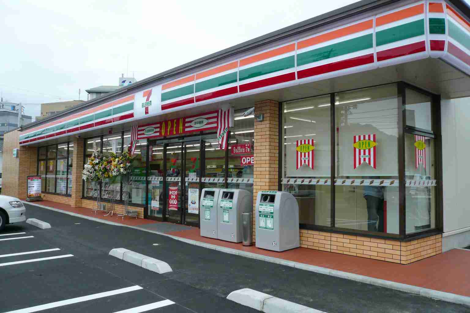 コンビニ　セブンイレブン 岡山青江1丁目店（コンビニ）まで141m
