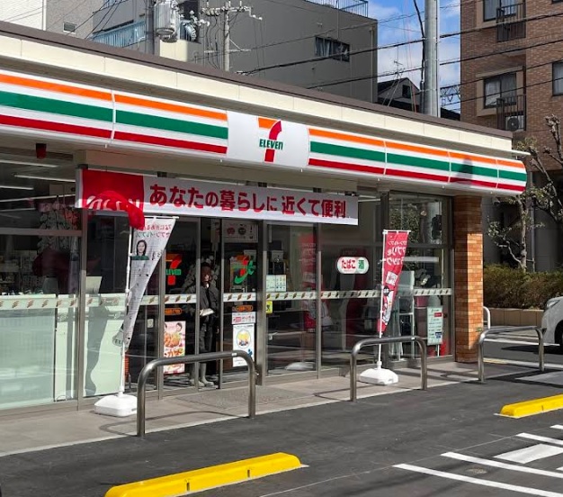 コンビニ　セブンイレブン 大阪鶴橋4丁目店（コンビニ）まで445m
