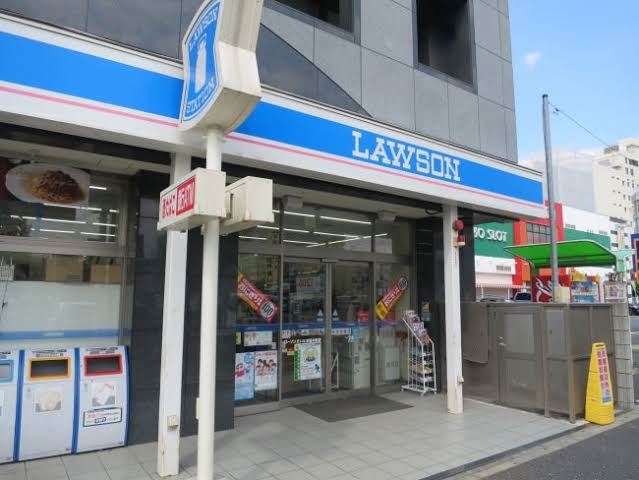 コンビニ　ローソン（コンビニ）まで570m
