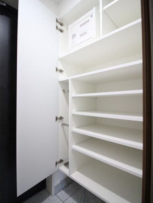 その他　※写真は別の階のお部屋です