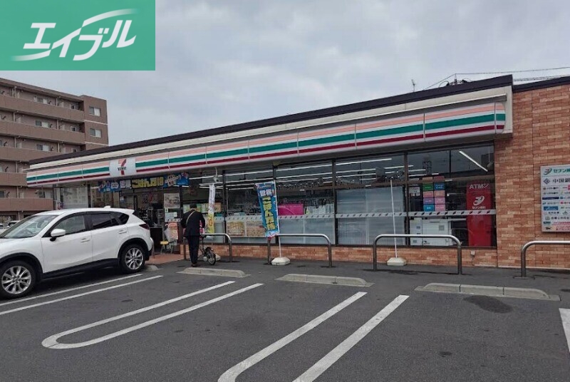 コンビニ　セブンイレブン岡山三門東町店（コンビニ）まで359m