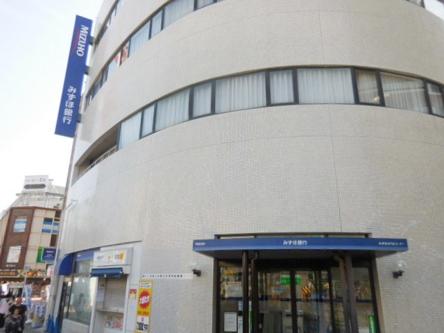 銀行　みずほ銀行塚口支店（銀行）まで297m