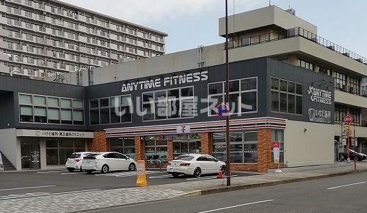 コンビニ　セブンイレブン　小倉金田1丁目店（コンビニ）まで370m