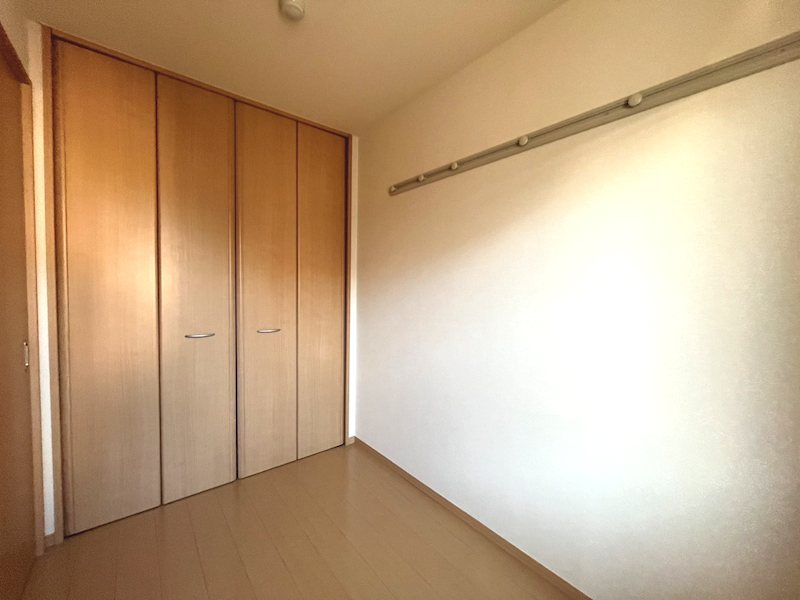 その他部屋・スペース　洋室3帖　※他部屋の参考写真です