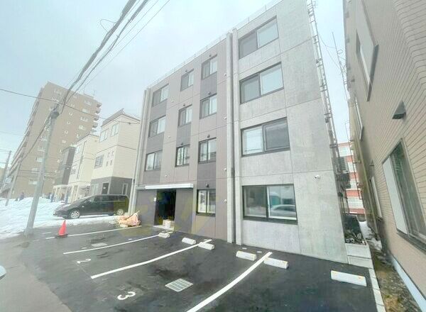 建物外観　エアコン付きのデザイナーズマンションです♪