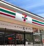 コンビニ　セブンイレブン 大阪東三国4丁目店（コンビニ）まで108m