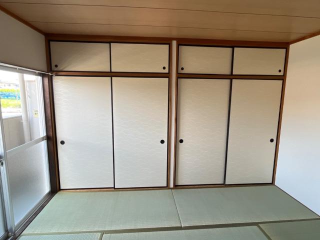 収納　押入