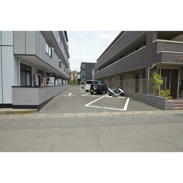 駐車場　★お問い合わせは044-299-8985★