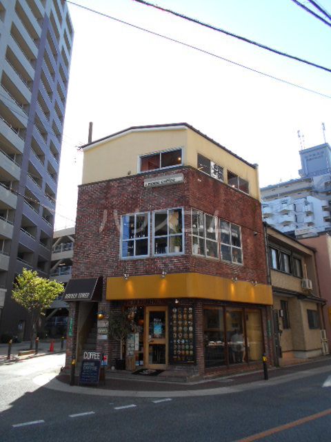 飲食店　マヌコーヒー 春吉店（飲食店）まで275m