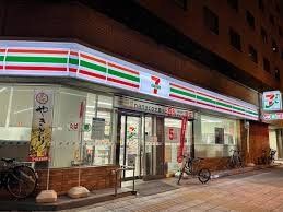 コンビニ　セブンイレブン大阪立売堀1丁目店（コンビニ）まで80m