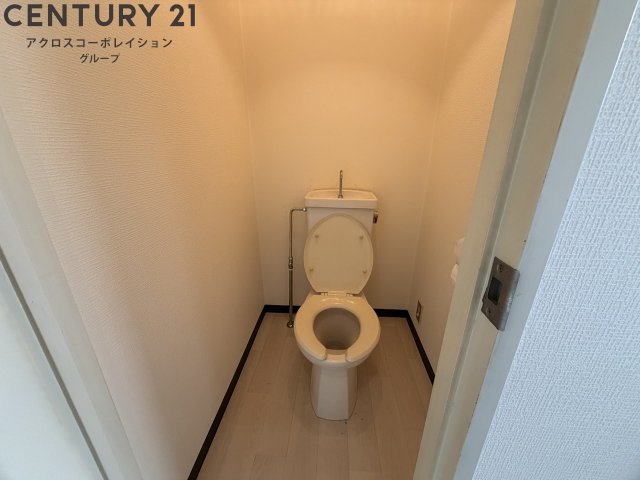 トイレ　広いトイレ