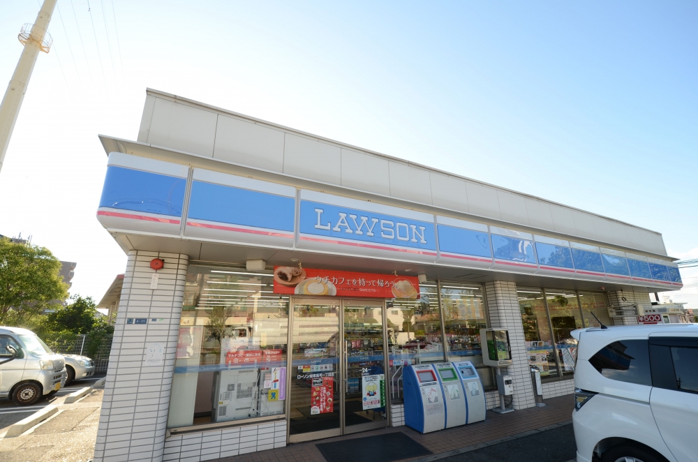 コンビニ　ローソン宝塚高司１丁目（コンビニ）まで168m