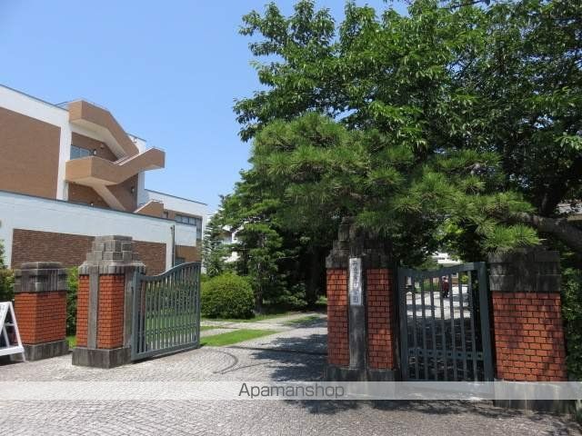 高校・高専　西遠女子学園（高校・高専）まで628m