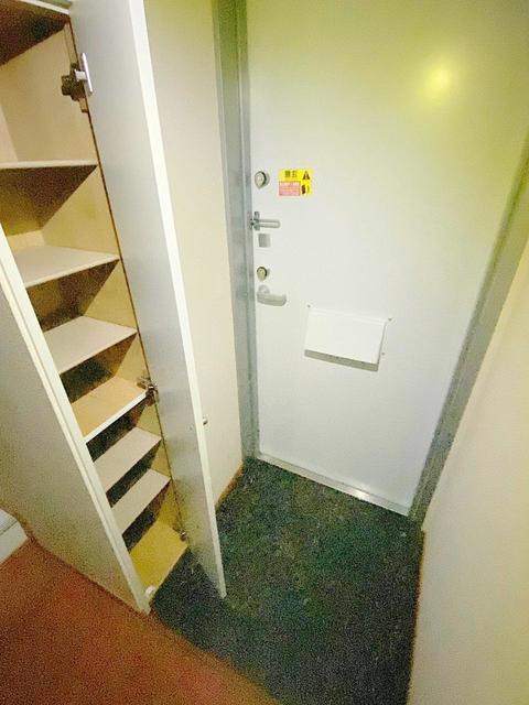 玄関　別部屋同仕様タイプ