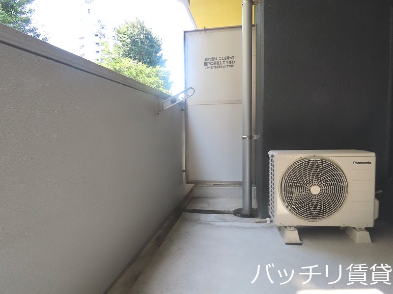 バルコニー　※同型タイプの為現状優先