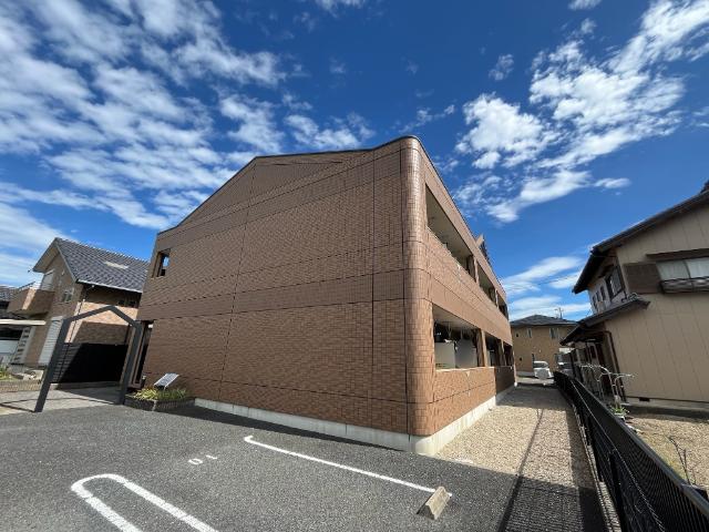 駐車場　外観写真（昼）