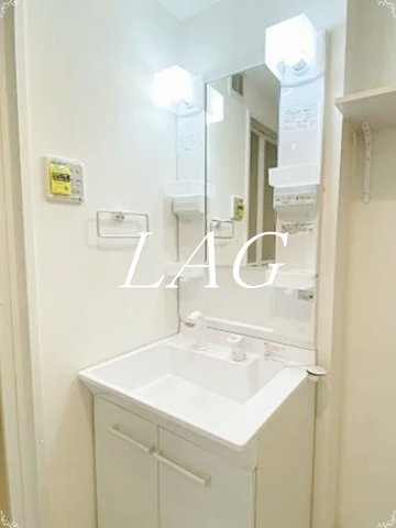 洗面設備　洗面台です。