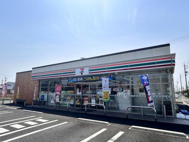 コンビニ　セブンイレブン江南尾崎町店（コンビニ）まで686m