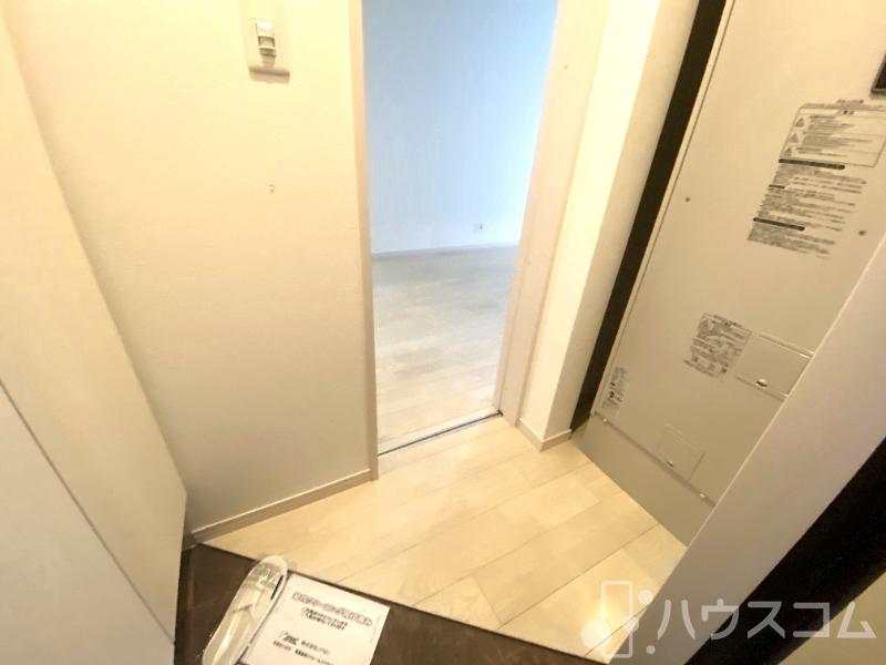 玄関　玄関を一歩入ると・・・こんな感じです。