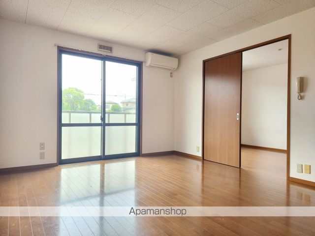 SAKURANO.B棟の居間写真