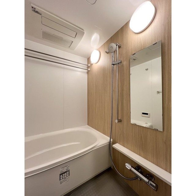 バス・シャワールーム　※写真は同タイプ住戸です。