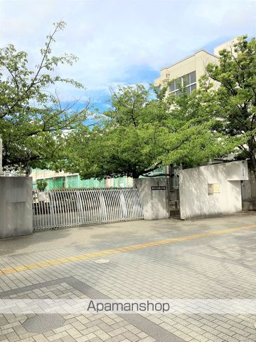 小学校　熊野小学校（小学校）まで651m