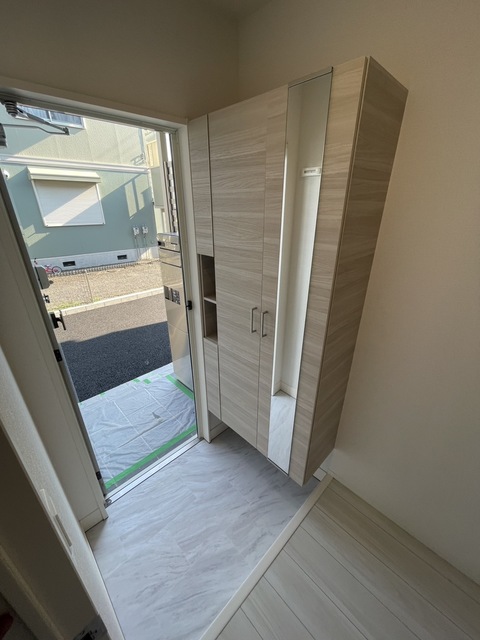 玄関　★同施工別建物の参考写真です★
