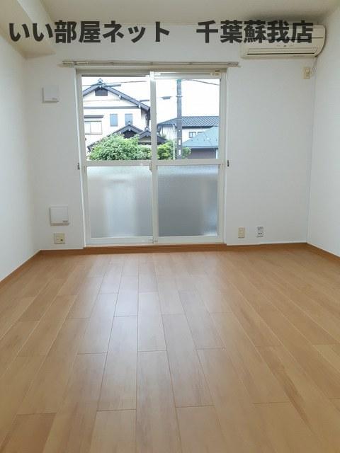 居室・リビング　ゆったり過ごせる居間です