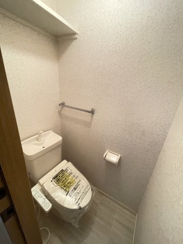中山手ガーデンパレスA棟のトイレ写真