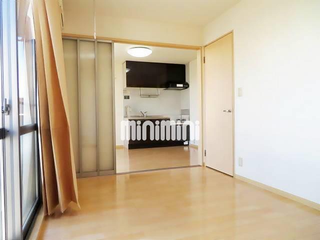 居室・リビング　※写真は同物件別部屋の物です