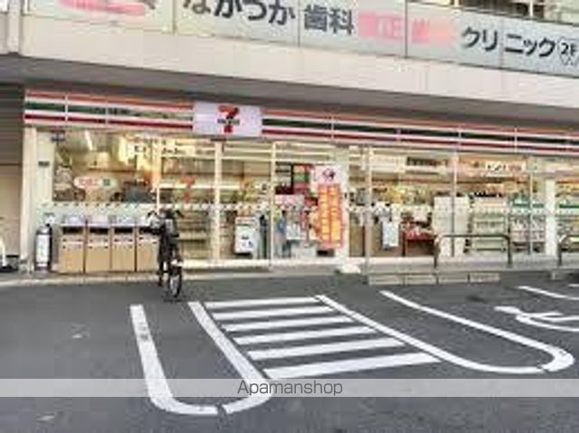 コンビニ　セブン－イレブン門真末広町店（コンビニ）まで685m