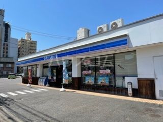 コンビニ　ローソン 中岡崎店（コンビニ）まで685m