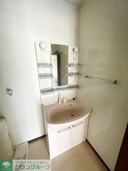 洗面設備　同物件別部屋写真