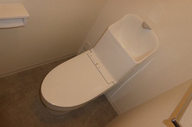 トイレ　ウォシュレット