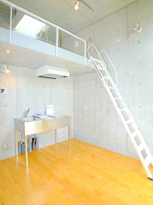Y ́s ANNEX Aの居間写真