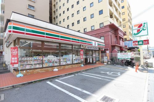 コンビニ　セブンイレブン江坂町２丁目店（コンビニ）まで290m