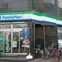 コンビニ　ファミリーマート 大国町店（コンビニ）まで88m