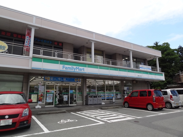 コンビニ　ファミリーマート御殿場二枚橋店（コンビニ）まで498m
