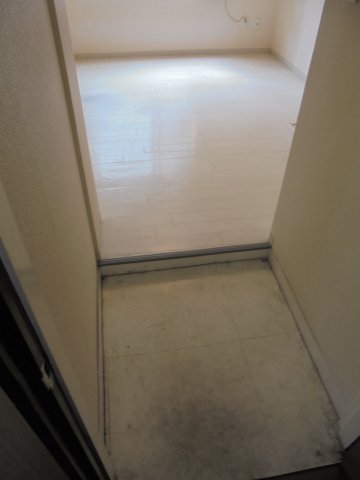 富士マンションの玄関写真